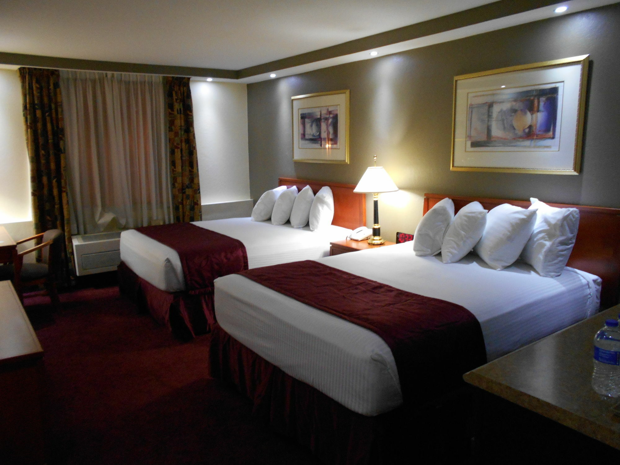 Best Host Inn Plaza Kansas City South Grandview Esterno foto